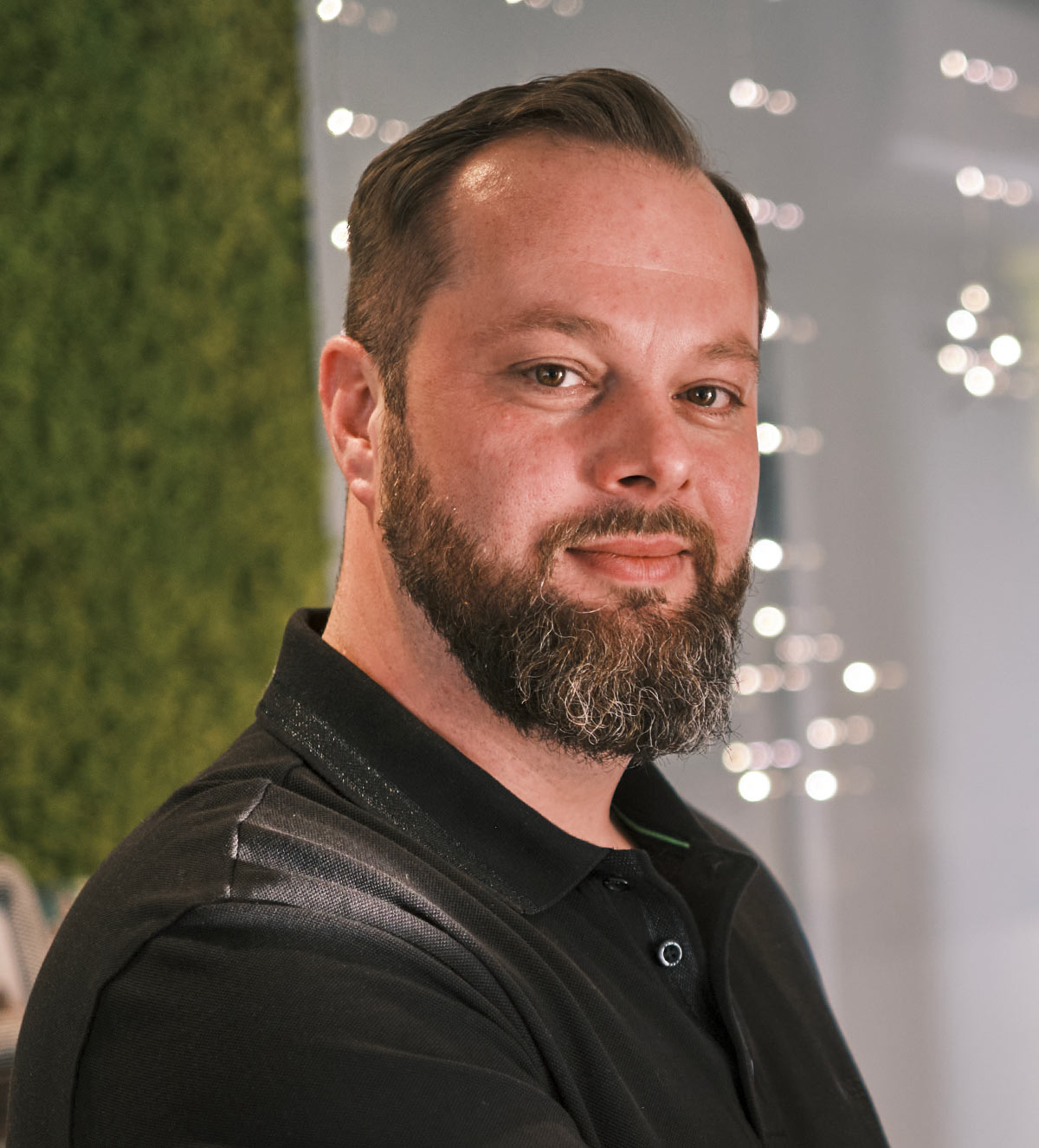 65c22cd49953562897f60fd9_Jakub-profil-MTI